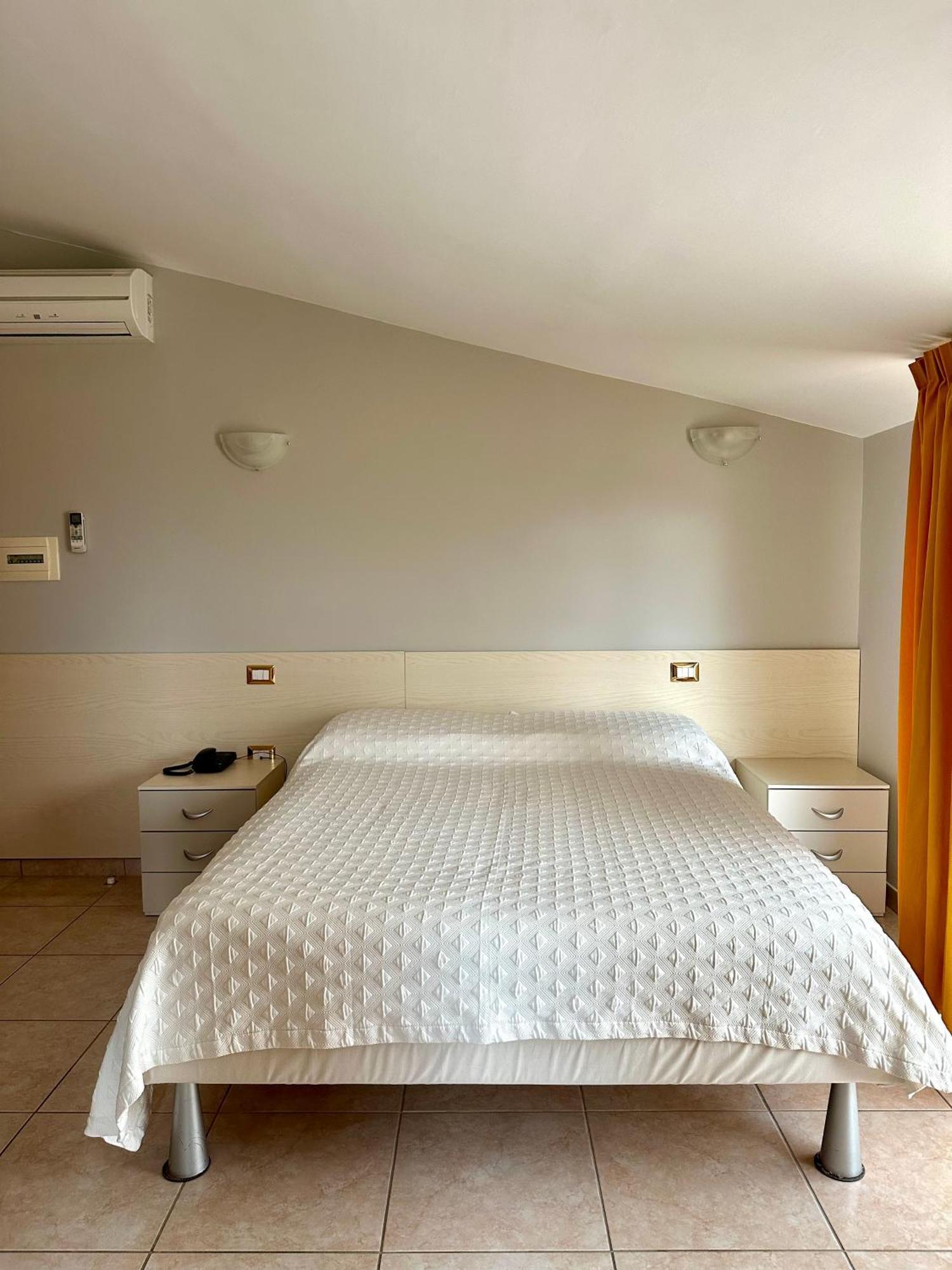 Casale Degli Ulivi Resort 펠라레 외부 사진