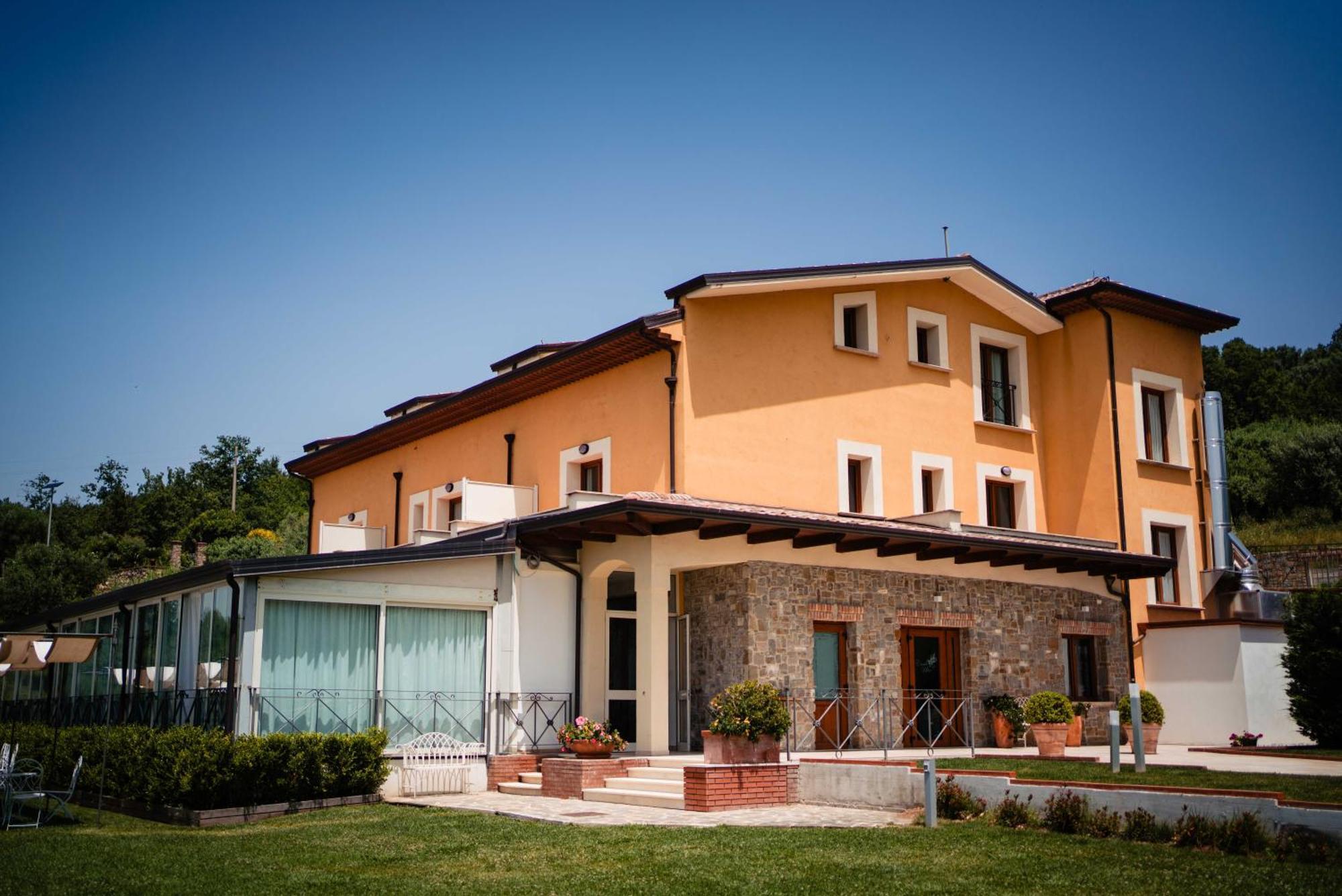 Casale Degli Ulivi Resort 펠라레 외부 사진