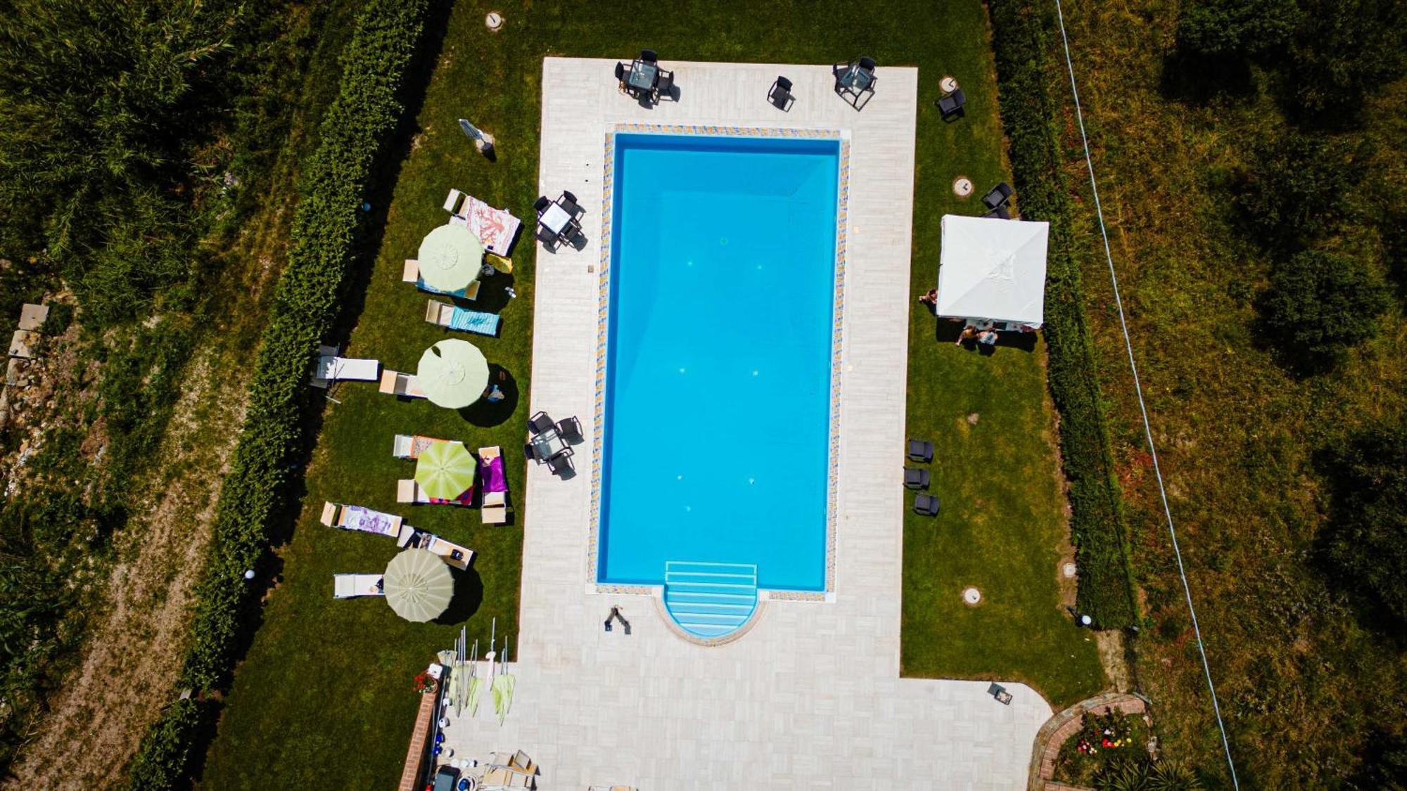 Casale Degli Ulivi Resort 펠라레 외부 사진