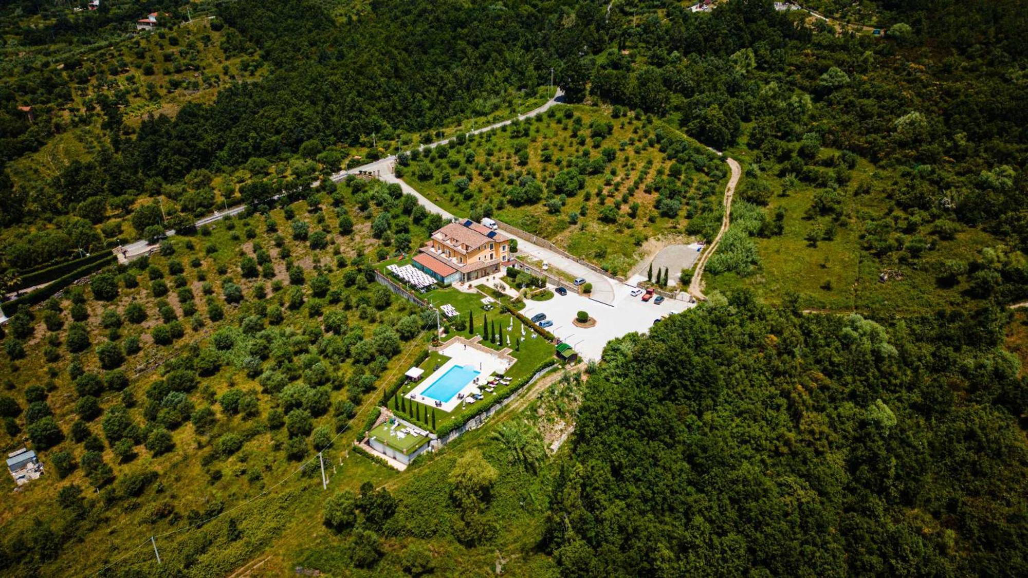 Casale Degli Ulivi Resort 펠라레 외부 사진
