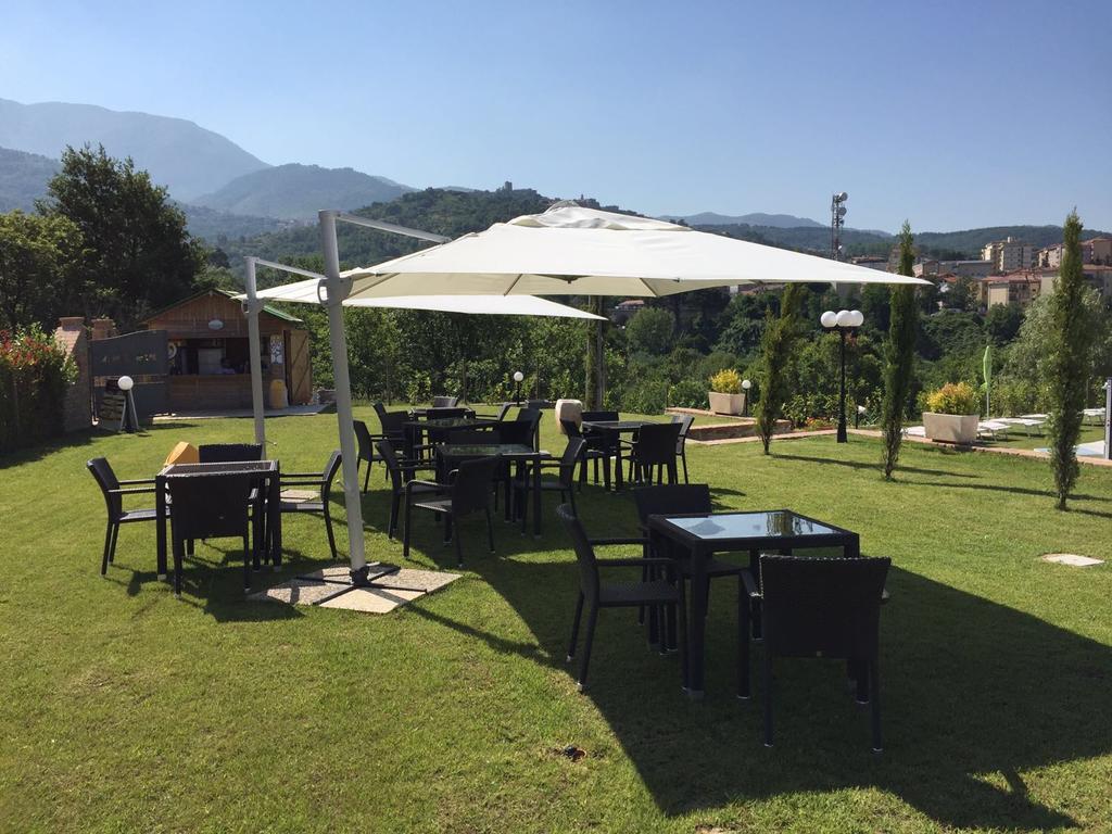 Casale Degli Ulivi Resort 펠라레 외부 사진