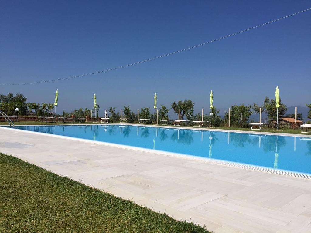 Casale Degli Ulivi Resort 펠라레 외부 사진
