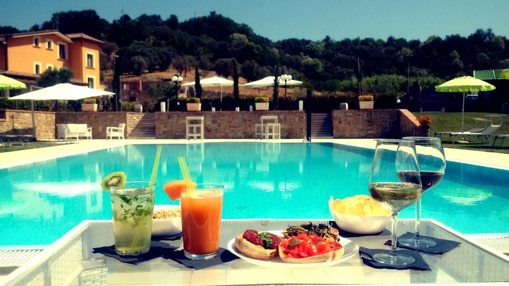 Casale Degli Ulivi Resort 펠라레 외부 사진